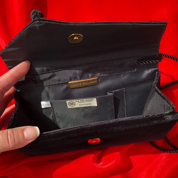 Velvet Purse - Picture 5 of 7